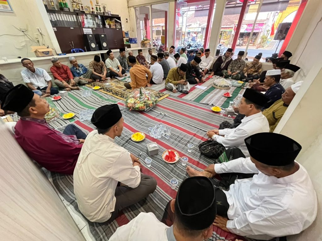 Khidmat dan Syukur: Pemdes Sekarpuro Gelar Tasyakuran & Do’a Bersama HUT RI ke-81 dan Haul Bapak Marso Kepala Desa Sekarpuro ke 4