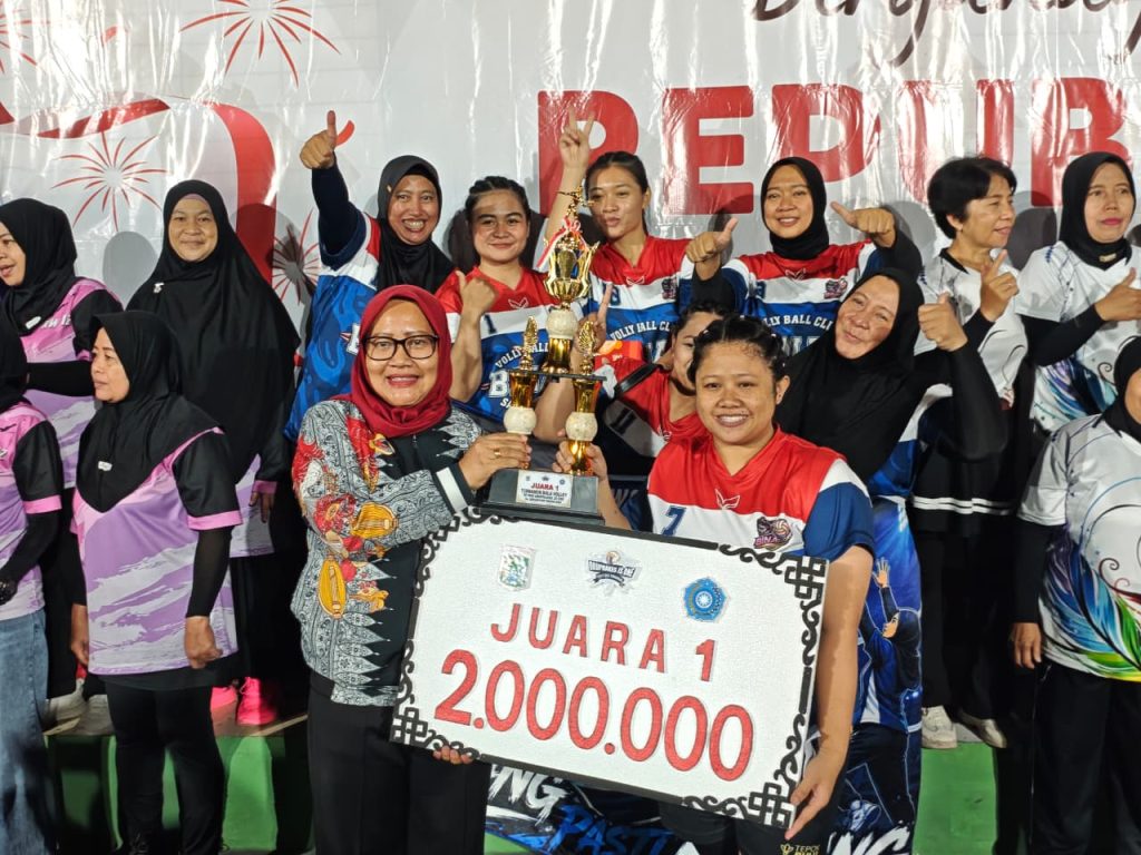 Semarak Pertandingan Final Turnamen Voli TP PKK Desa Sekarpuro “Oruprakes JS One 2026”