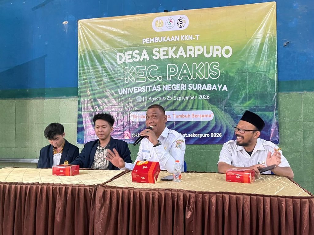 Pembukaan KKN-T Unesa di Desa Sekarpuro, Dorong Kolaborasi Mahasiswa dan Masyarakat